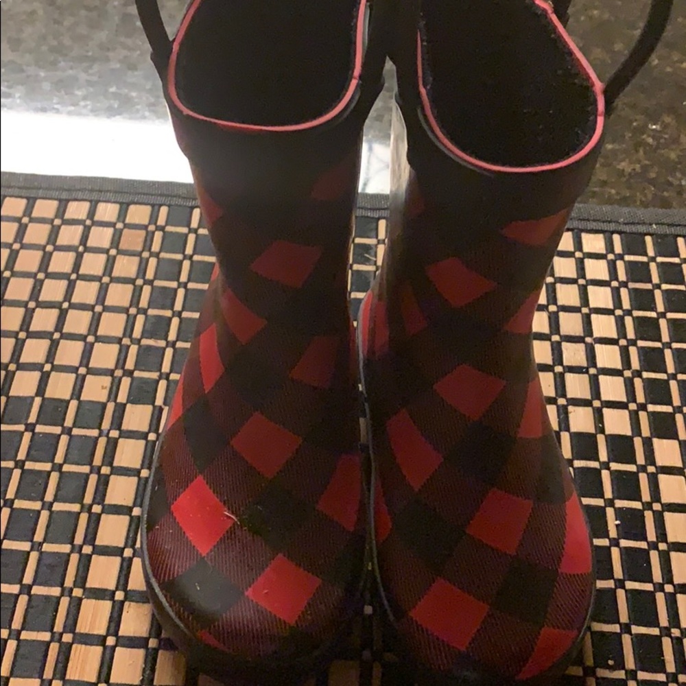 Rain boots